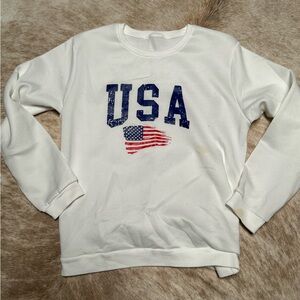 White USA Sweatshirt with Flag Design M